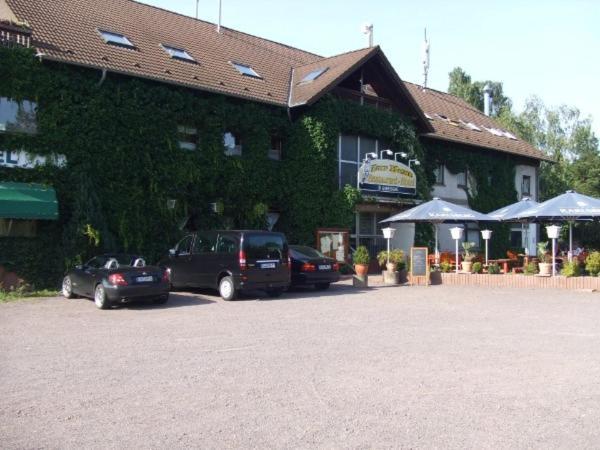 Hotel Restaurant Zur Hexe Überherrn Exteriör bild